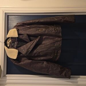 Xl Faux Leather jacket with removable sherpa collar